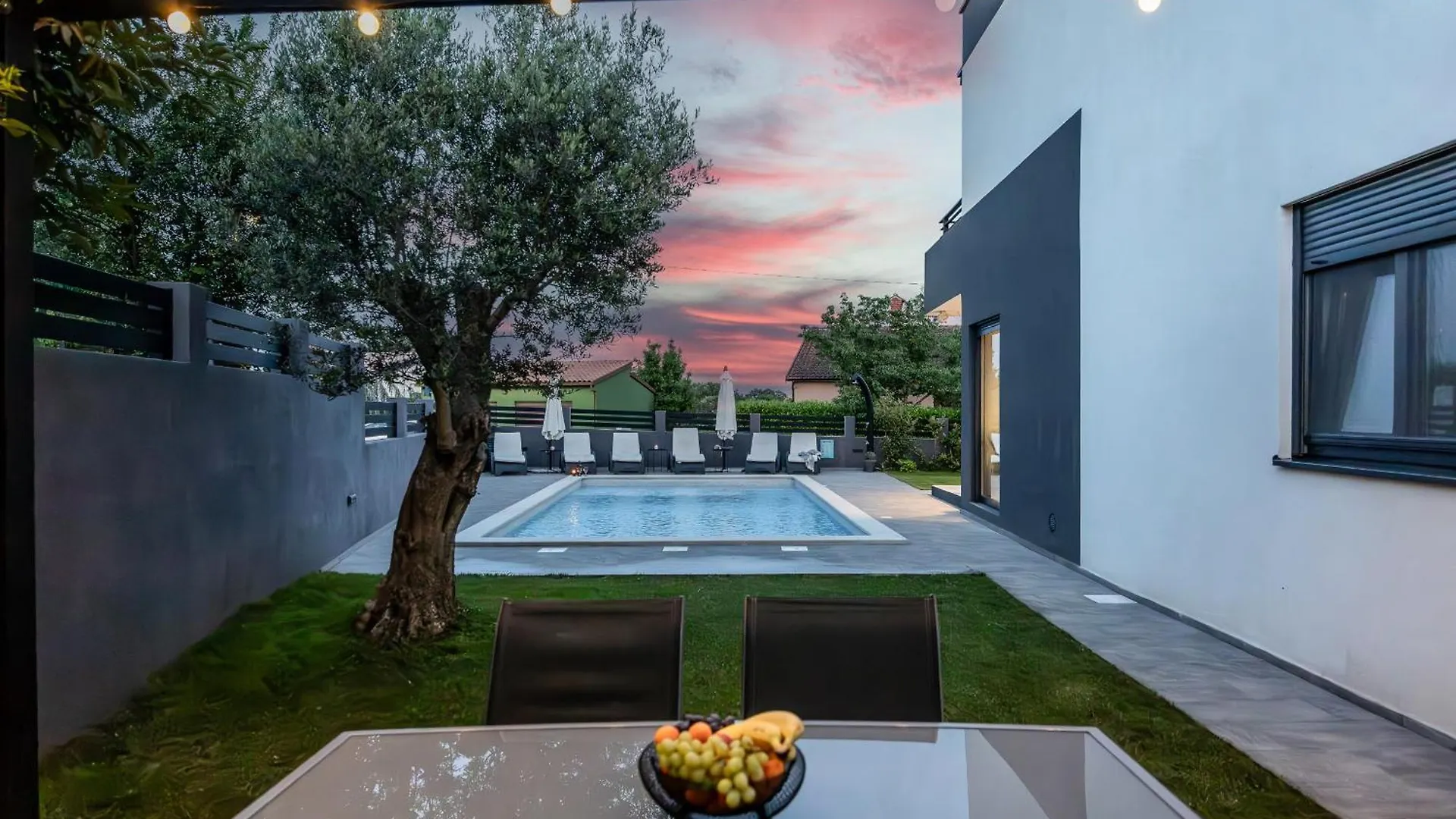 Villa Kali Near Pula For 8 People With Fitness & Sea View Krnica