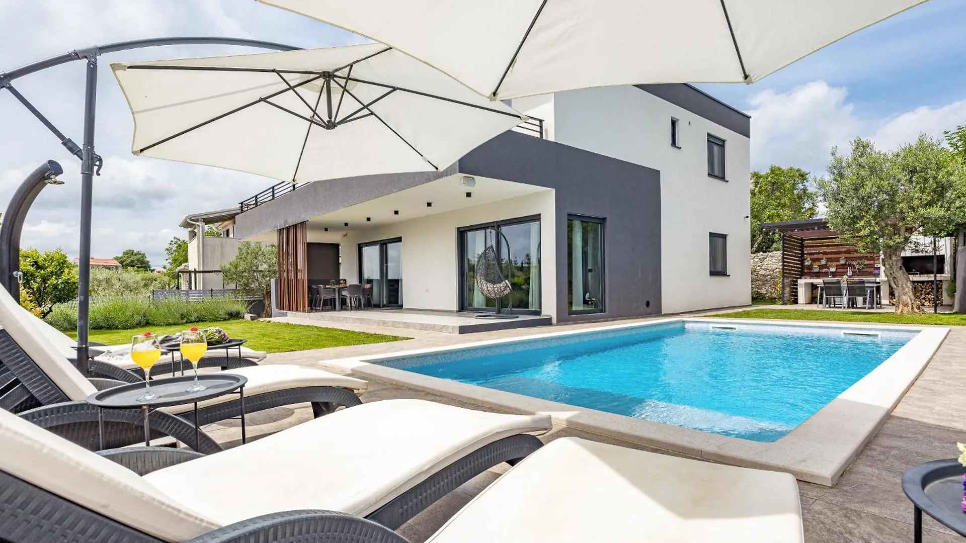 Villa Kali Near Pula For 8 People With Fitness & Sea View Krnica