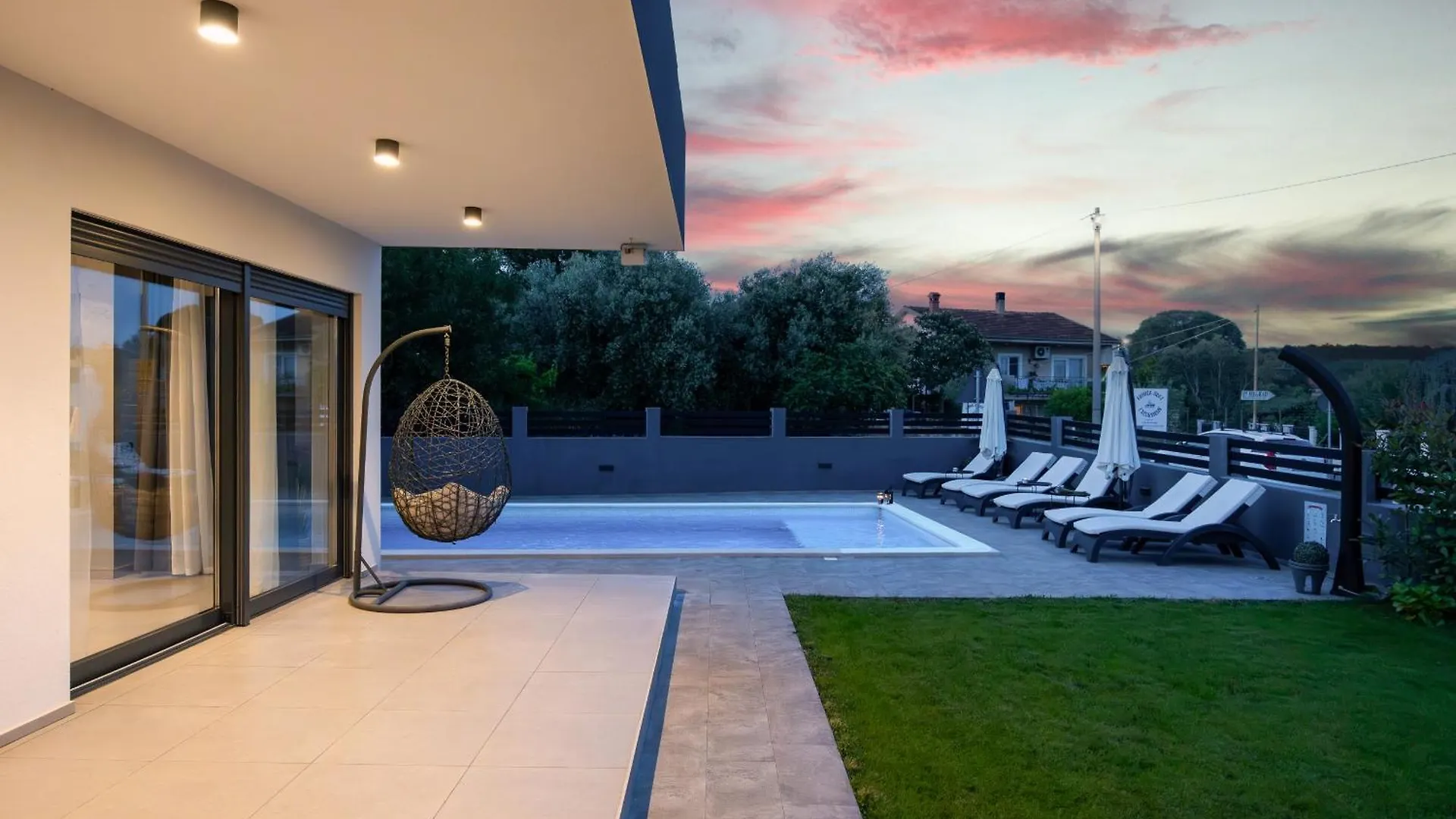Villa Kali Near Pula For 8 People With Fitness & Sea View Krnica